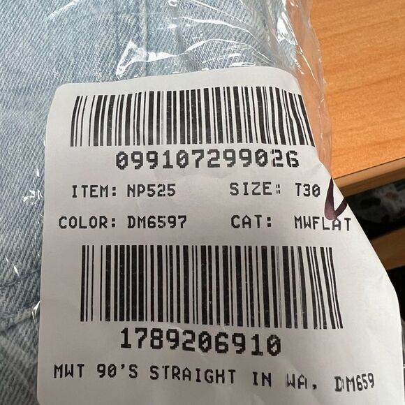 Madewell The Tall '90s Straight Jean - Picture 8 of 8